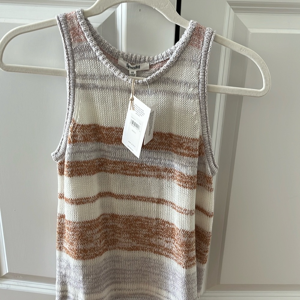 nwt splendid tank